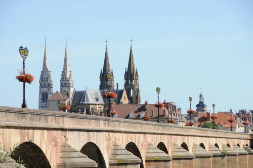 Vente à MOULINS