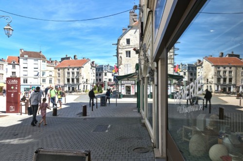 Vente à CHAUMONT