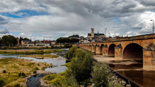 Vente à NEVERS